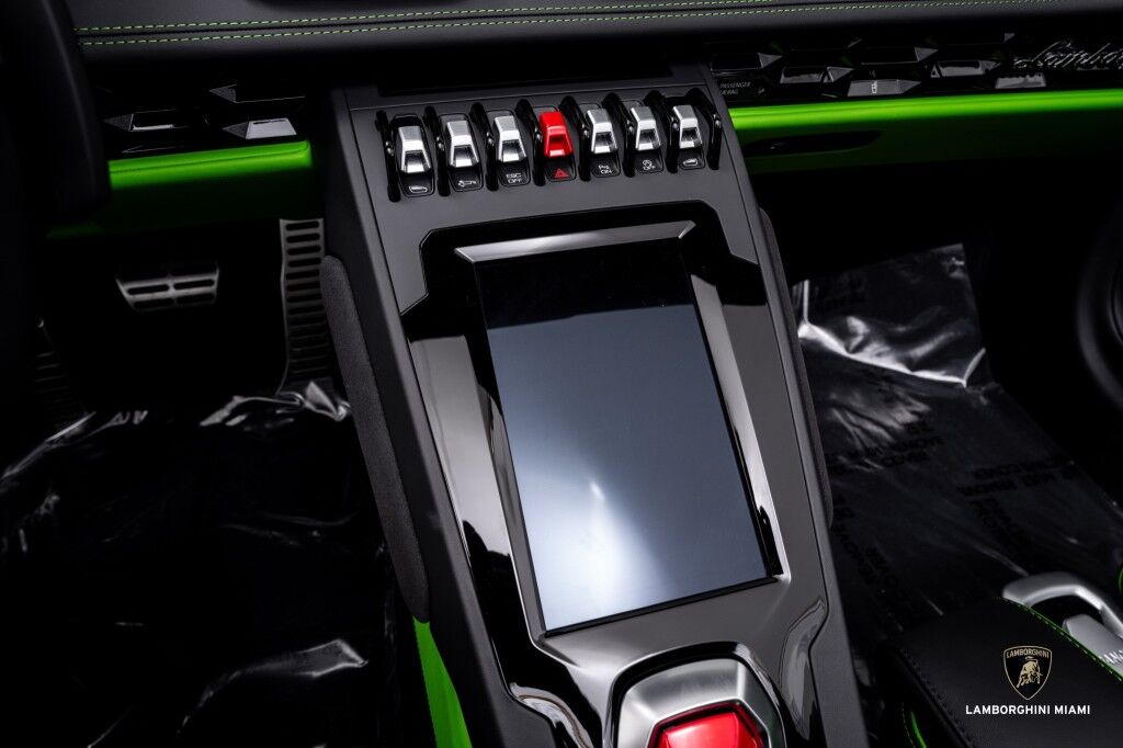 2023 Lamborghini Huracan EVO Spyder RWD North Miami Beach FL