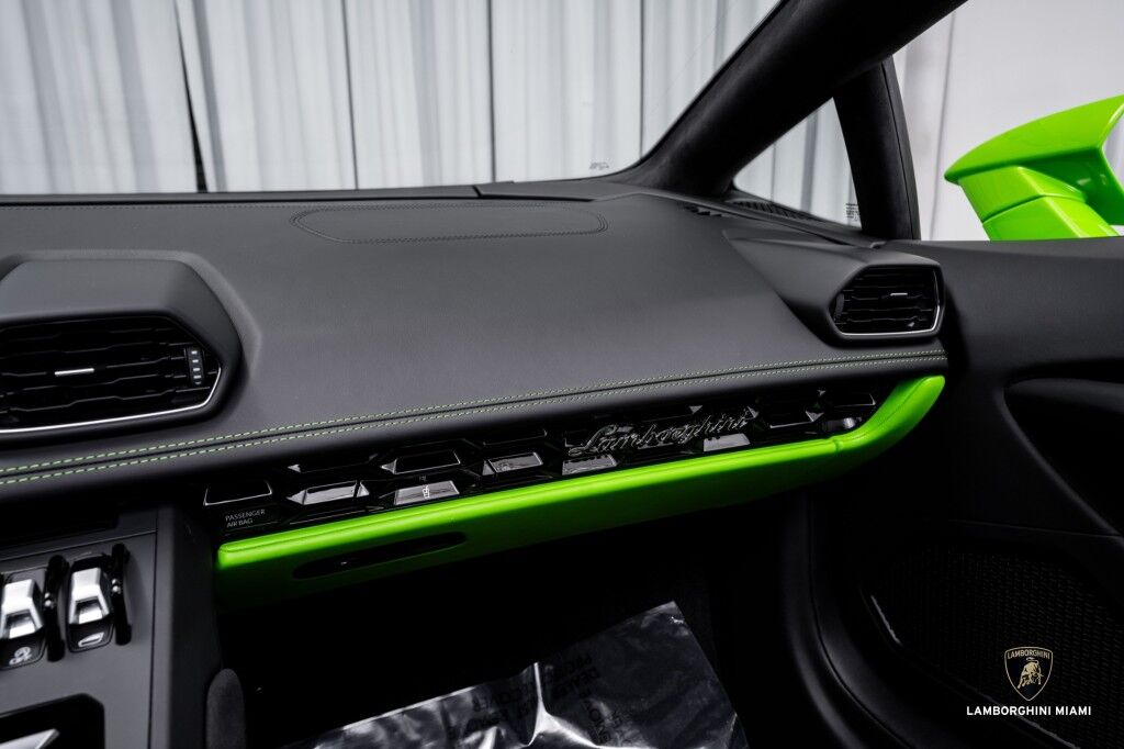 2023 Lamborghini Huracan EVO Spyder RWD North Miami Beach FL