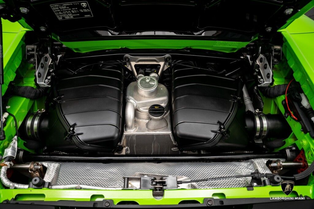 2023 Lamborghini Huracan EVO Spyder RWD North Miami Beach FL