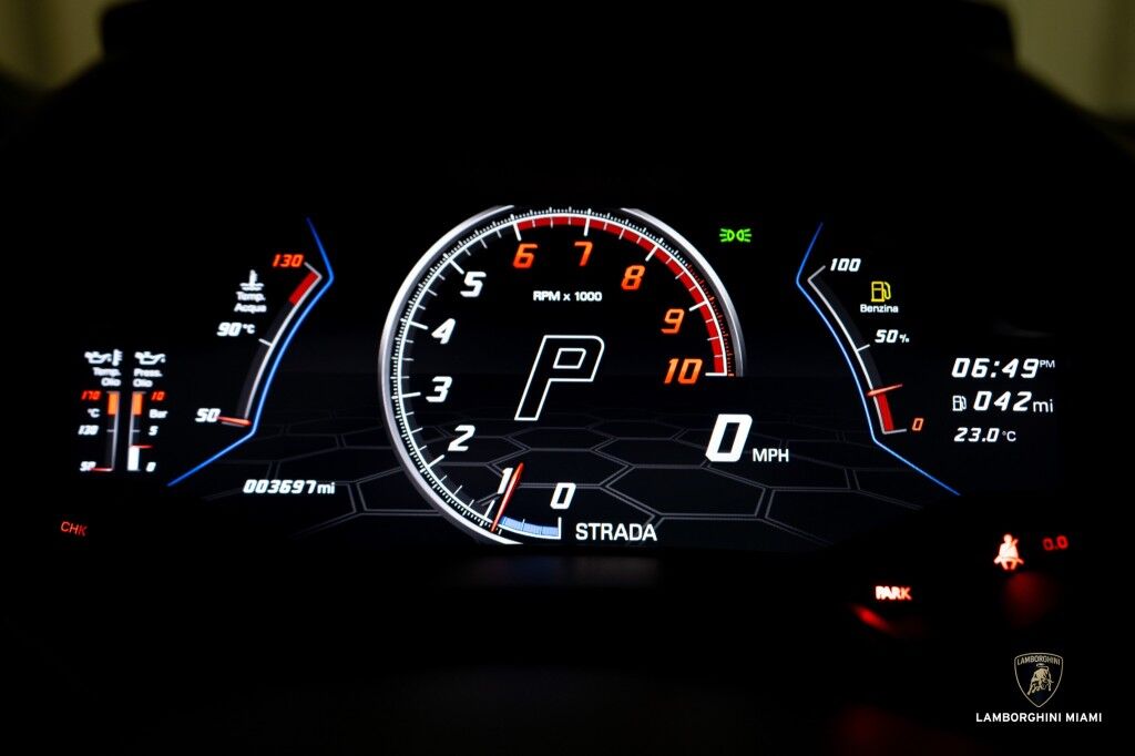 2023 Lamborghini Huracan EVO Spyder RWD North Miami Beach FL