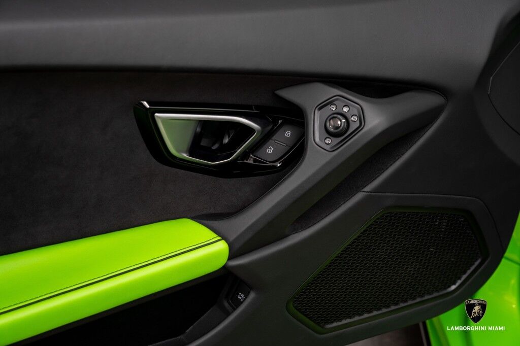 2023 Lamborghini Huracan EVO Spyder RWD North Miami Beach FL