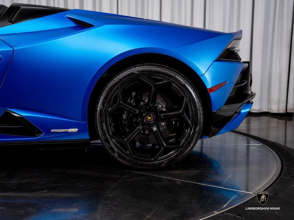 2023 Lamborghini Huracan EVO Spyder RWD North Miami Beach FL