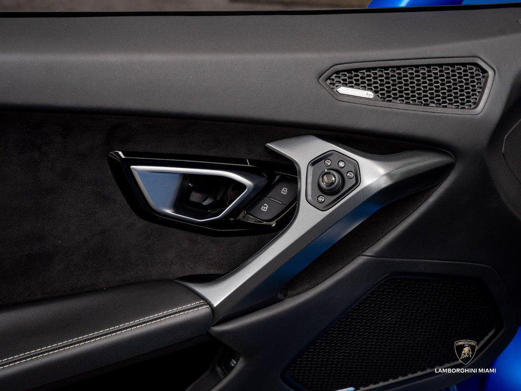 2023 Lamborghini Huracan EVO Spyder RWD North Miami Beach FL