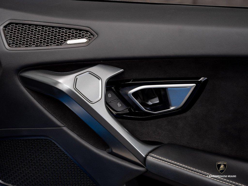 2023 Lamborghini Huracan EVO Spyder RWD North Miami Beach FL