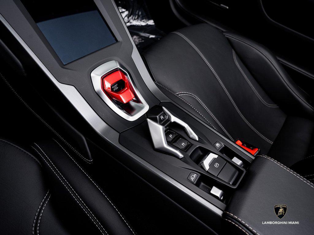 2023 Lamborghini Huracan EVO Spyder RWD North Miami Beach FL
