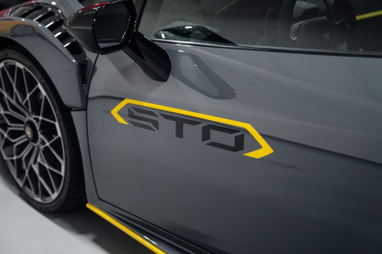 2023 Lamborghini Huracan STO Brentwood TN