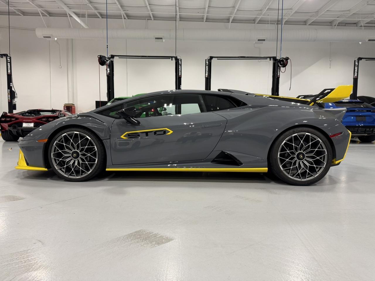 2023 Lamborghini Huracan STO Charlotte NC