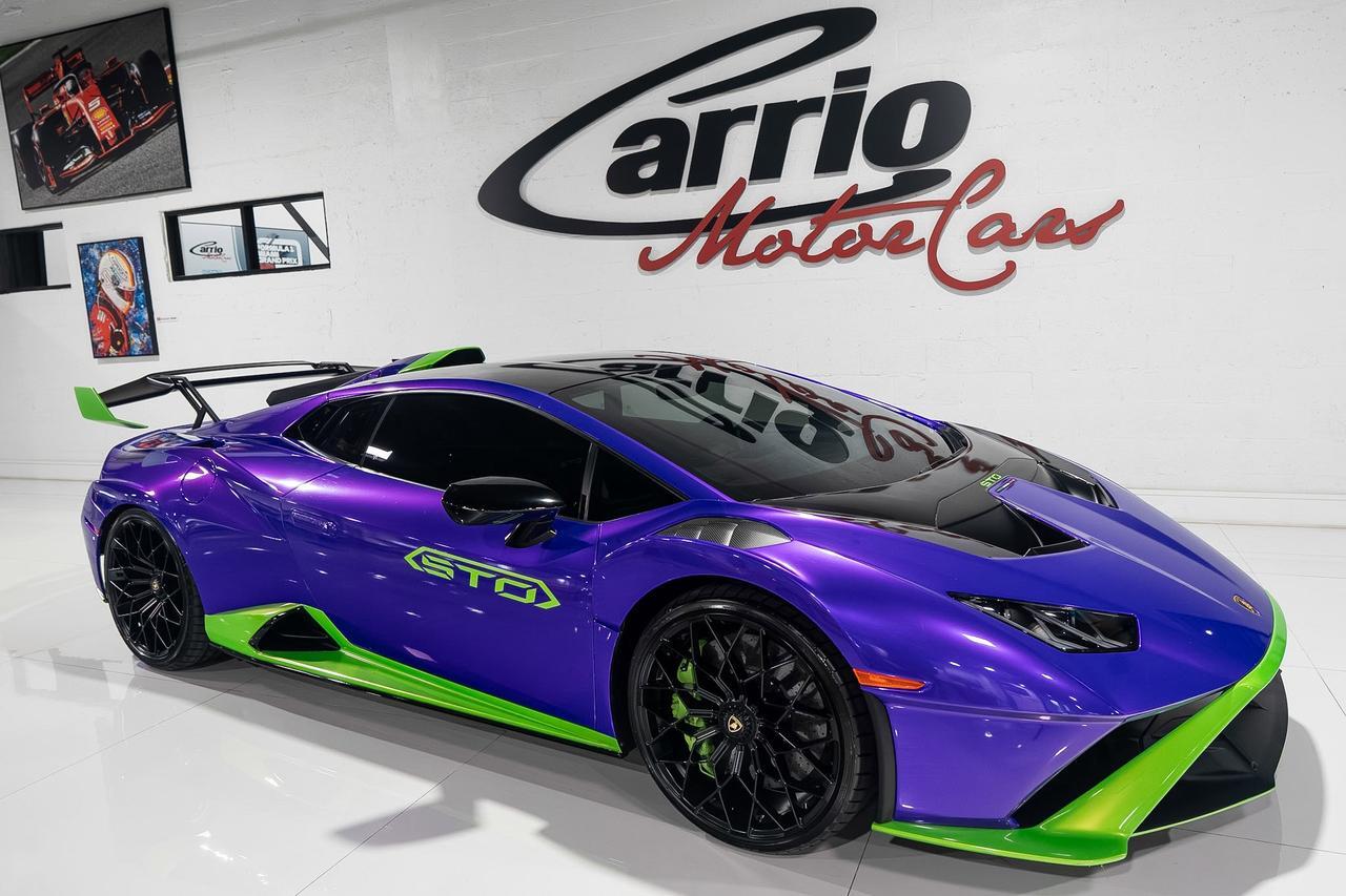 2023 Lamborghini Huracan STO