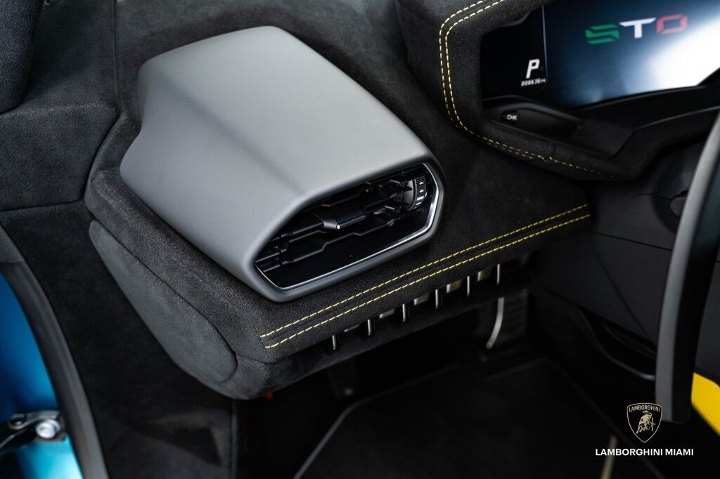 2023 Lamborghini Huracan STO North Miami Beach FL
