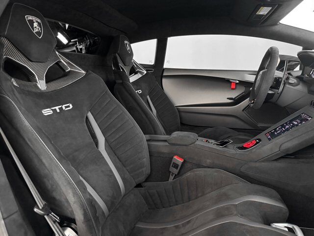 2023 Lamborghini Huracan STO Base Bellevue WA