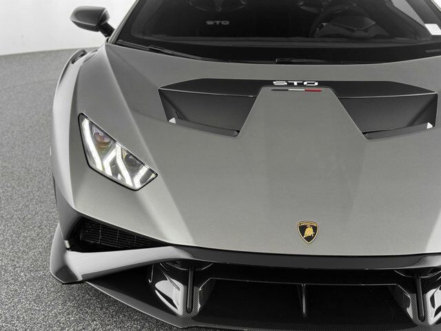 2023 Lamborghini Huracan STO Base Bellevue WA