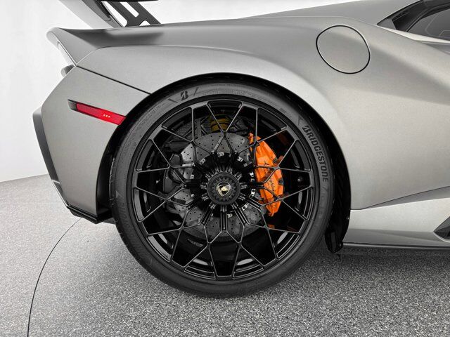 2023 Lamborghini Huracan STO Base Bellevue WA