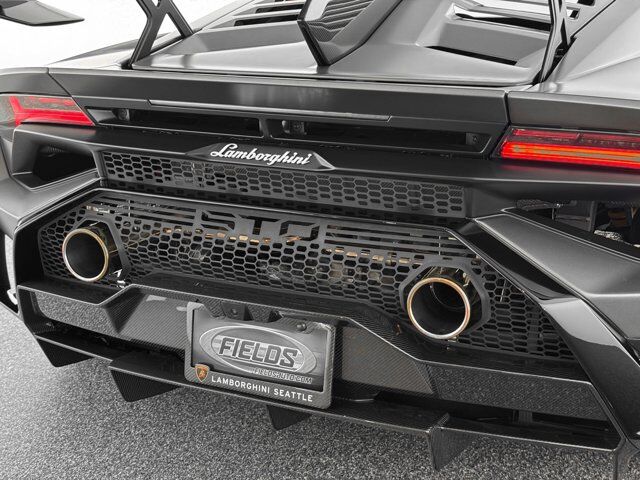 2023 Lamborghini Huracan STO Base Bellevue WA