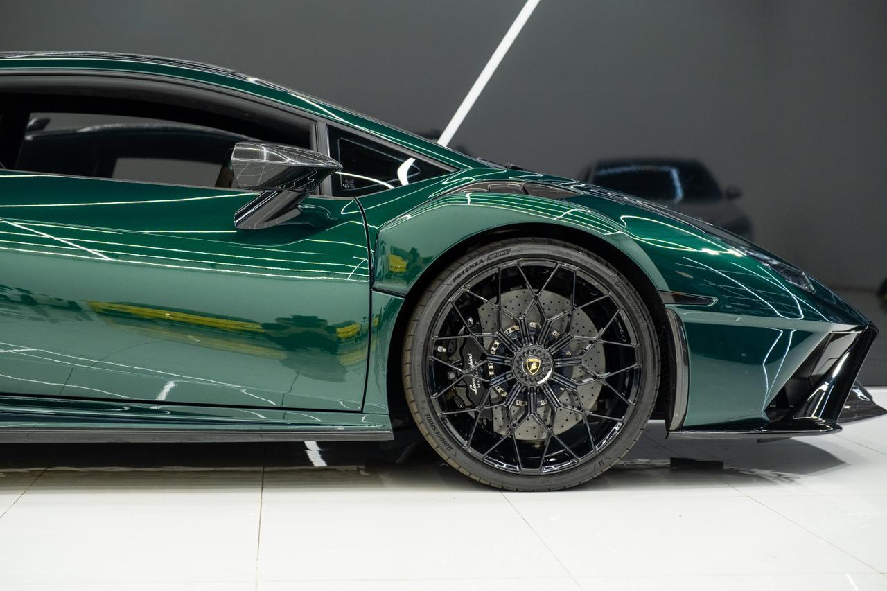 2023 Lamborghini Huracan STO Base Miami FL