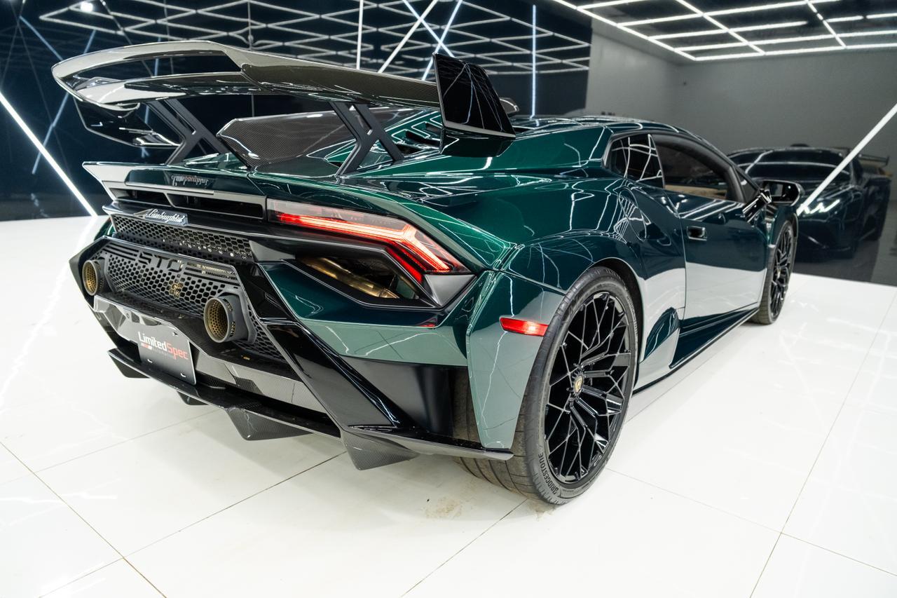 2023 Lamborghini Huracan STO Base Miami FL