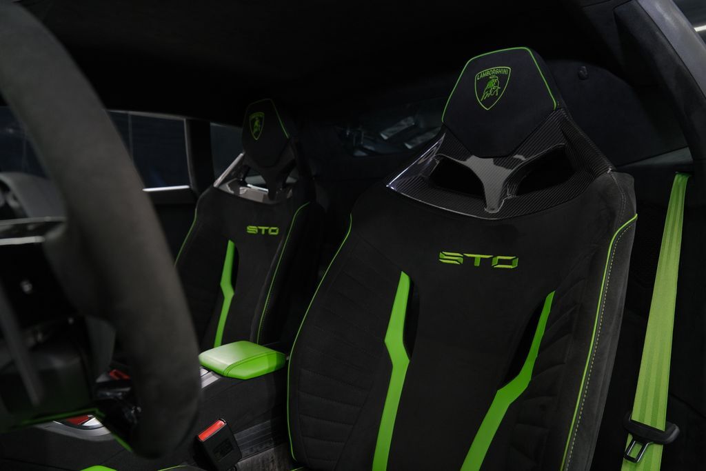 2023 Lamborghini Huracan STO Miami FL