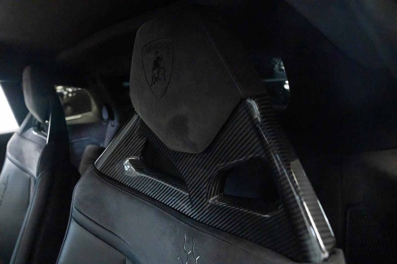 2023 Lamborghini Huracan Sterrato Akrapovic Exhaust Carbon Ceramic Brakes Portland OR