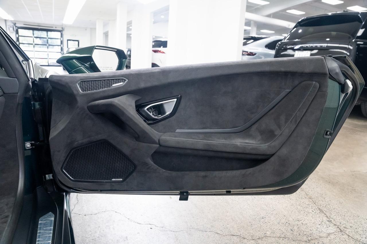 2023 Lamborghini Huracan Sterrato Akrapovic Exhaust Carbon Ceramic Brakes Portland OR