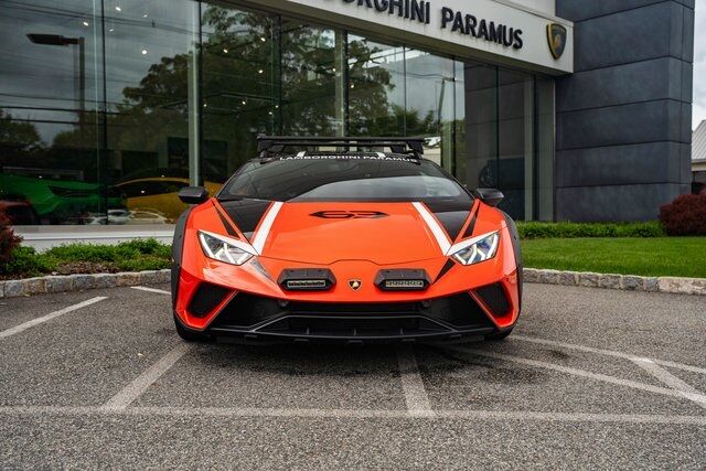 2023 Lamborghini Huracan Sterrato Base Paramus NJ