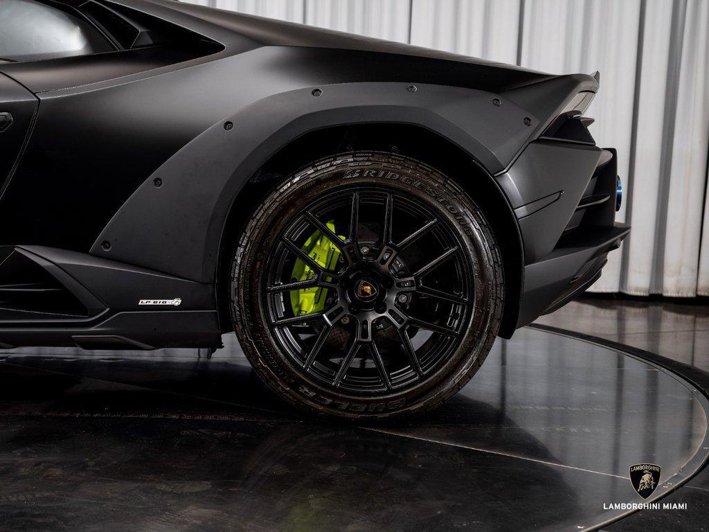 2023 Lamborghini Huracan Sterrato Coupe North Miami Beach FL