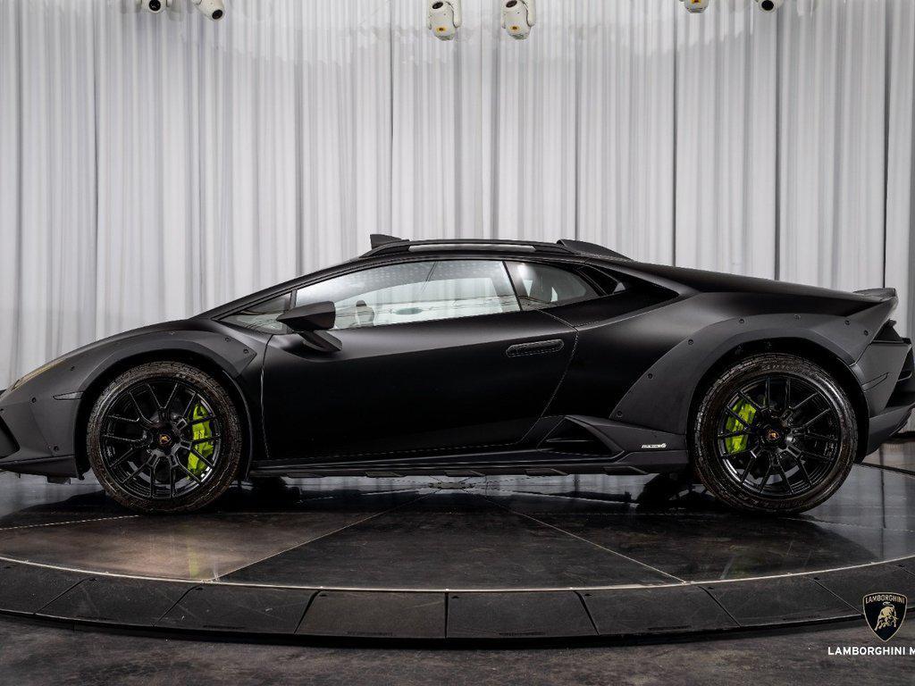 2023 Lamborghini Huracan Sterrato Coupe North Miami Beach FL