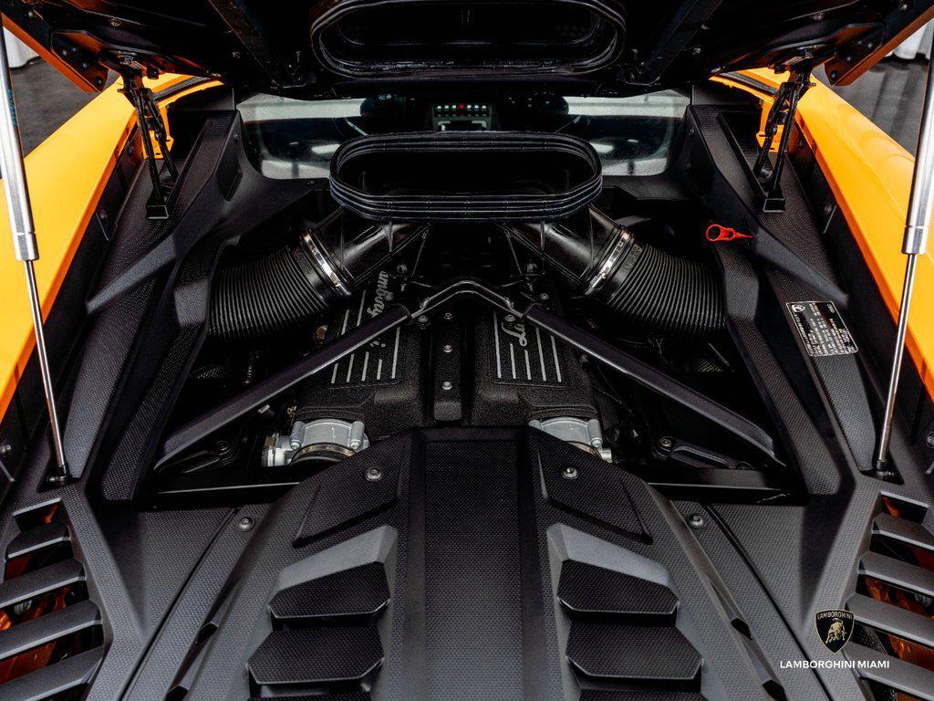 2023 Lamborghini Huracan Sterrato Coupe North Miami Beach FL