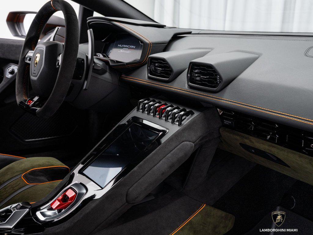 2023 Lamborghini Huracan Sterrato Coupe North Miami Beach FL