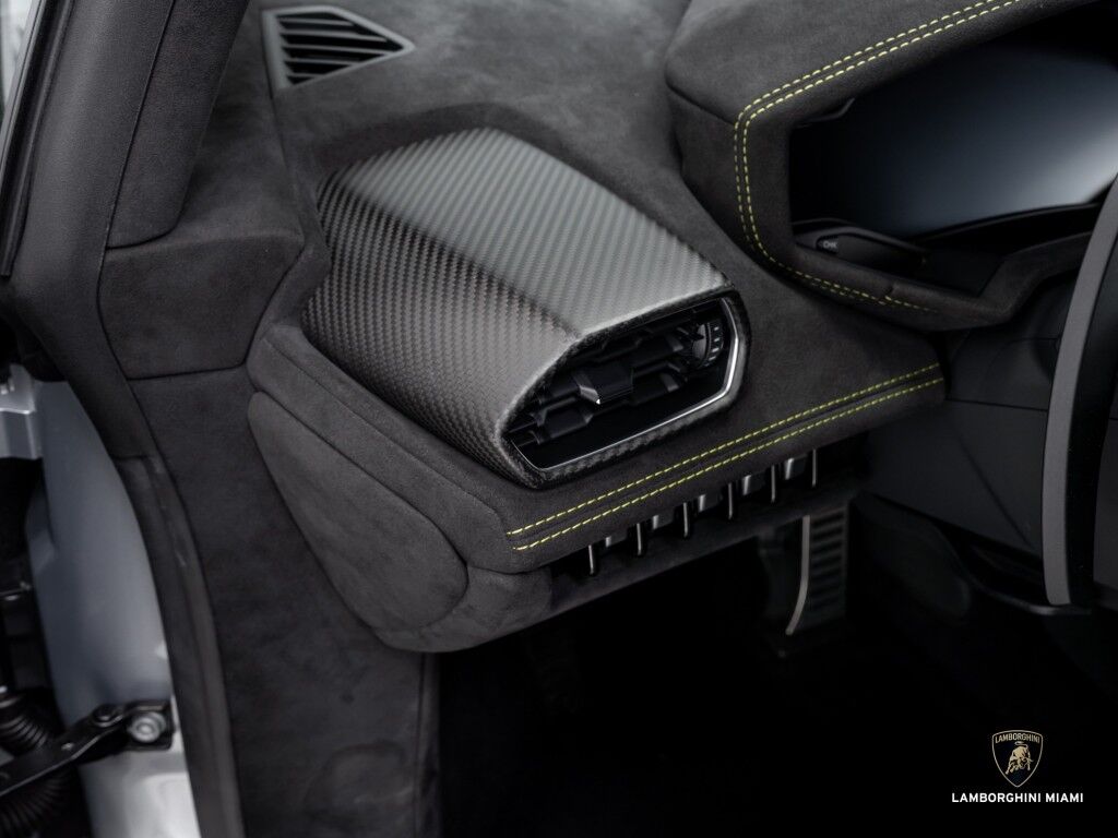 2023 Lamborghini Huracan Sterrato North Miami Beach FL