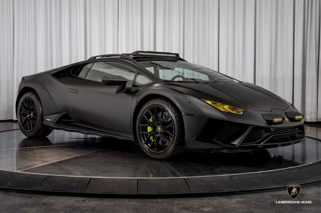 2023 Lamborghini Huracan Sterrato North Miami Beach FL