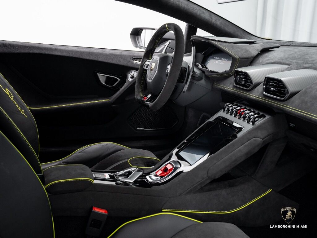2023 Lamborghini Huracan Sterrato North Miami Beach FL