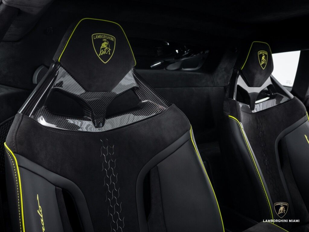 2023 Lamborghini Huracan Sterrato North Miami Beach FL