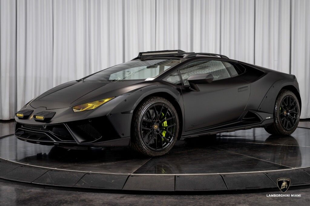 2023 Lamborghini Huracan Sterrato North Miami Beach FL