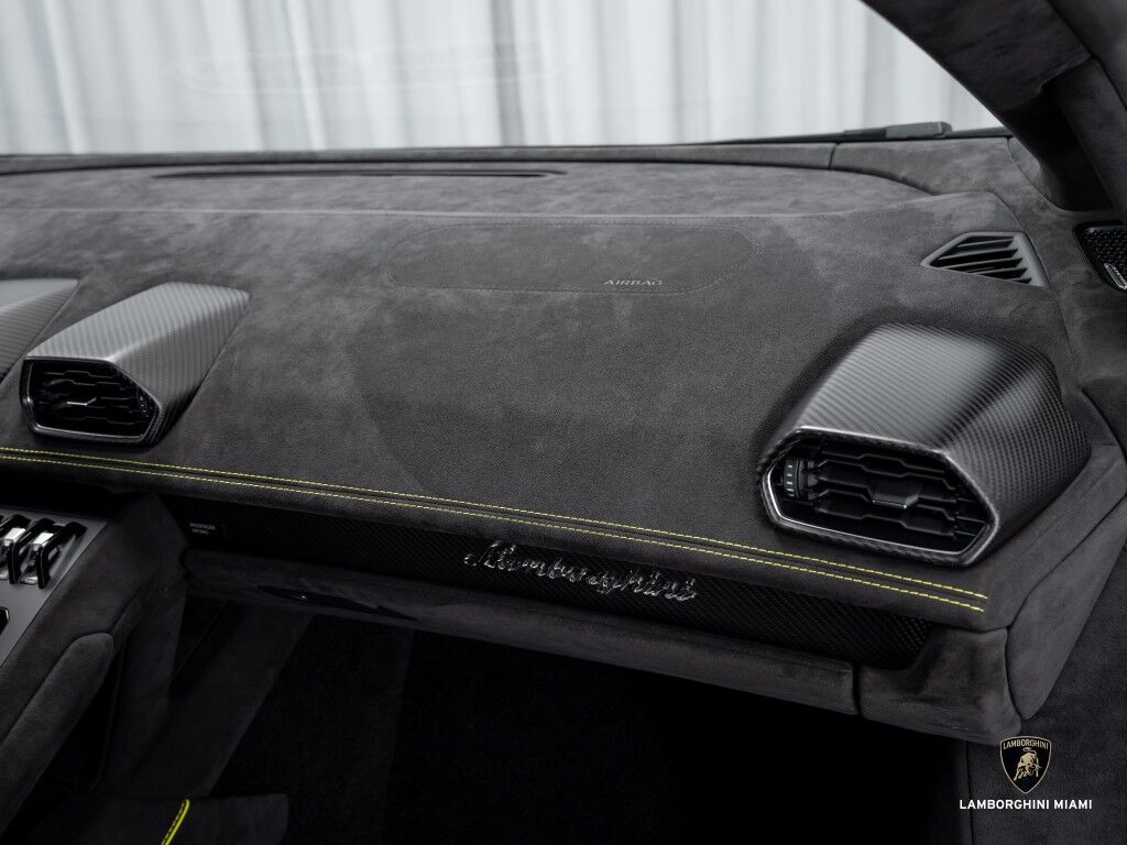 2023 Lamborghini Huracan Sterrato North Miami Beach FL