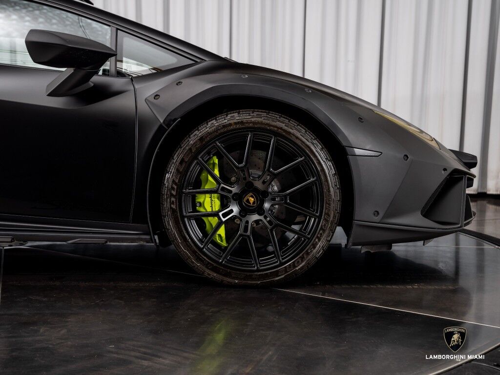 2023 Lamborghini Huracan Sterrato North Miami Beach FL