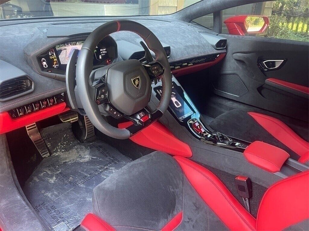 2023 Lamborghini Huracan Tecnica Orange MA