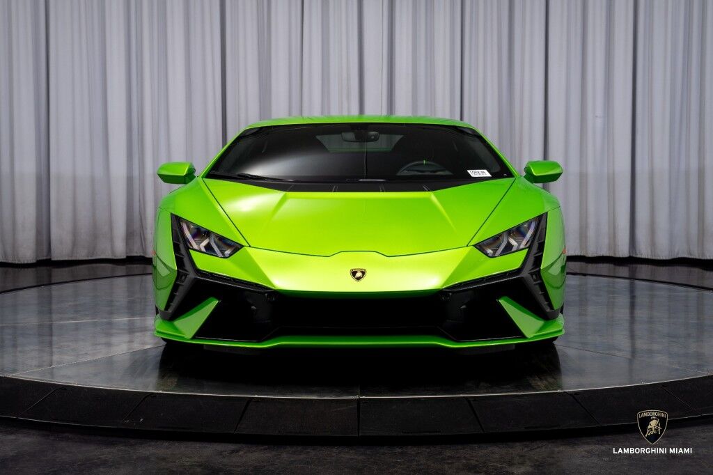 2023 Lamborghini Huracan Tecnica