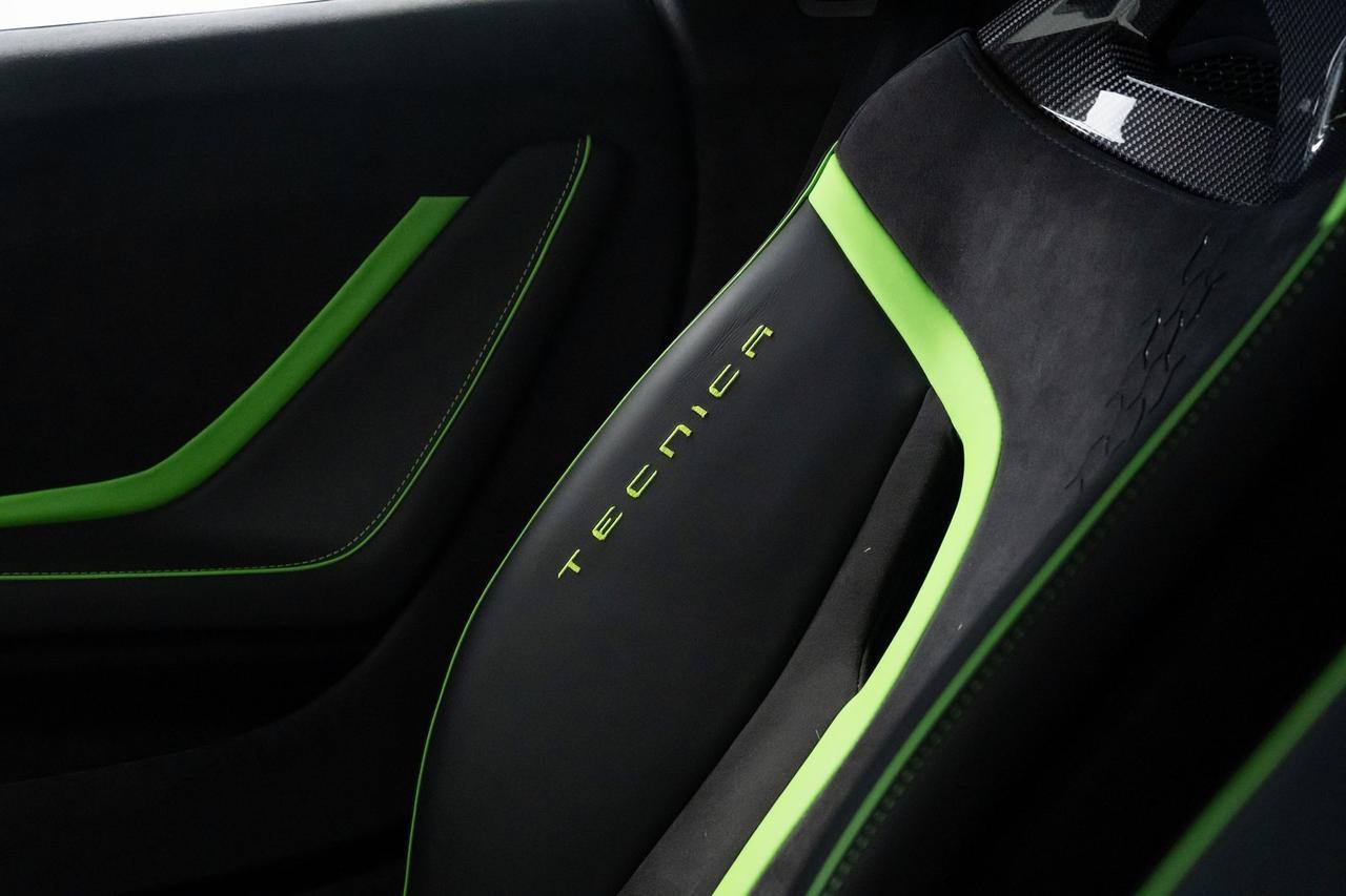 2023 Lamborghini Huracan Tecnica Base 1 Owner Carbon Sport Seats Front End Lift Portland OR