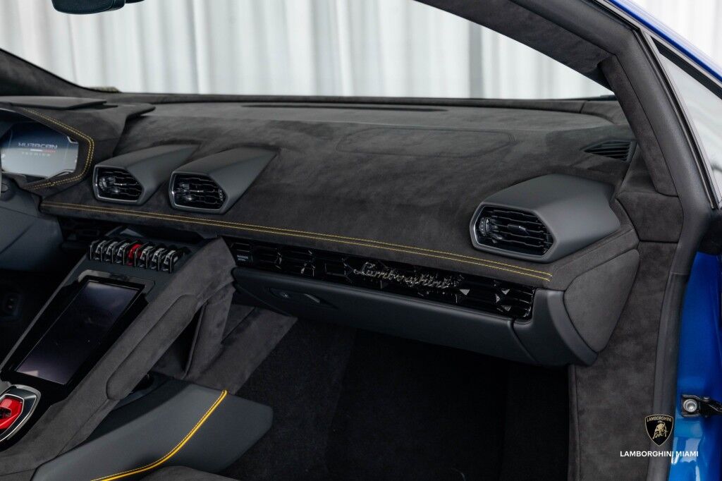 2023 Lamborghini Huracan Tecnica North Miami Beach FL