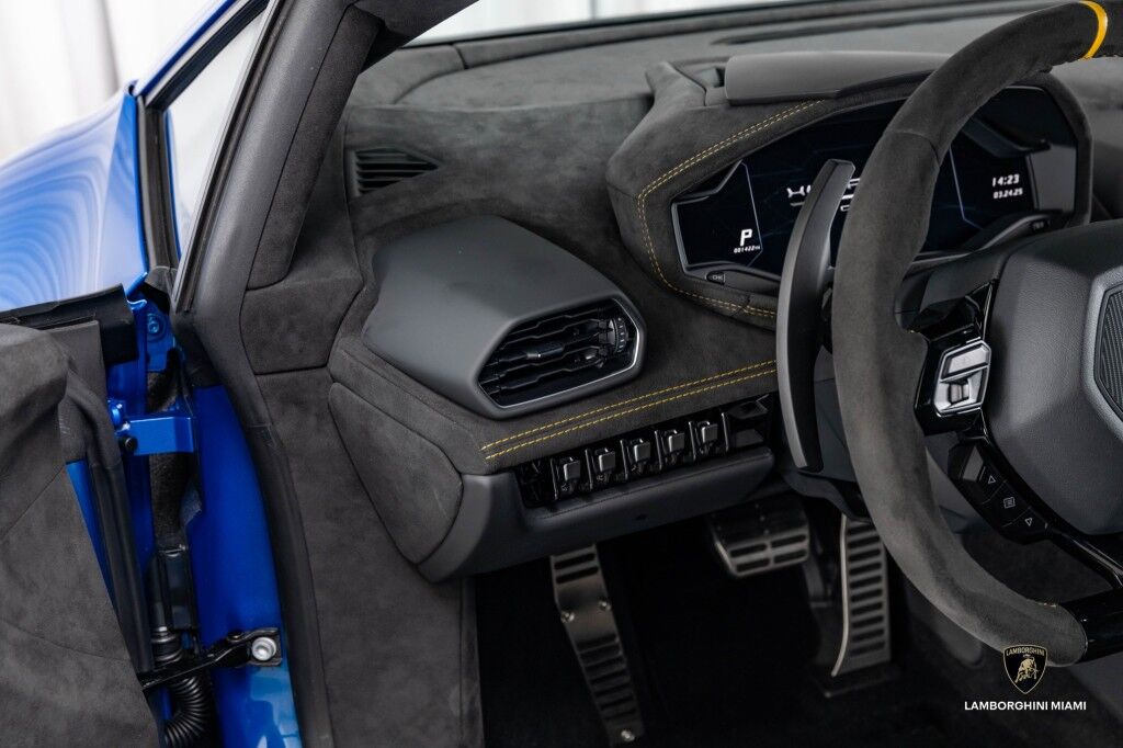2023 Lamborghini Huracan Tecnica North Miami Beach FL