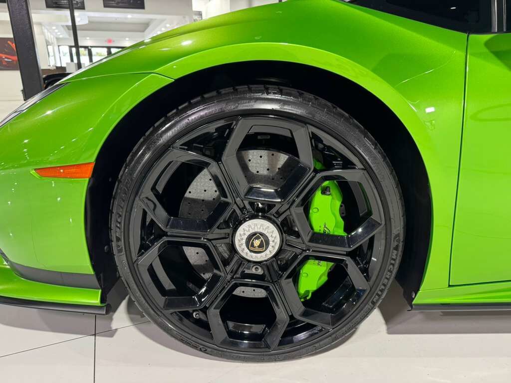 2023 Lamborghini Huracan Tecnica Verde Selvans paint/calipers, Ad Personam interior, centerlock wheels AND MORE!! Fort Lauderdale FL