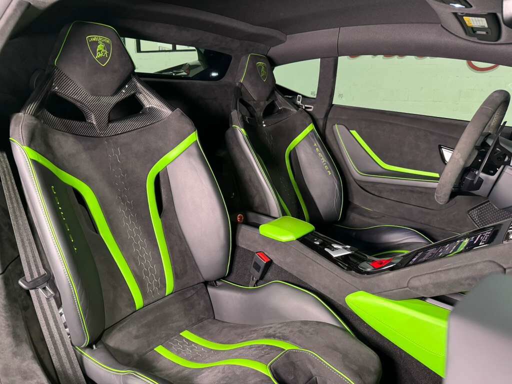 2023 Lamborghini Huracan Tecnica Verde Selvans paint/calipers, Ad Personam interior, centerlock wheels AND MORE!! Fort Lauderdale FL