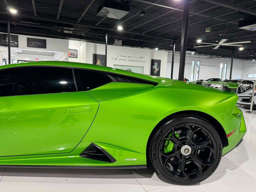 2023 Lamborghini Huracan Tecnica Verde Selvans paint/calipers, Ad Personam interior, centerlock wheels AND MORE!! Fort Lauderdale FL