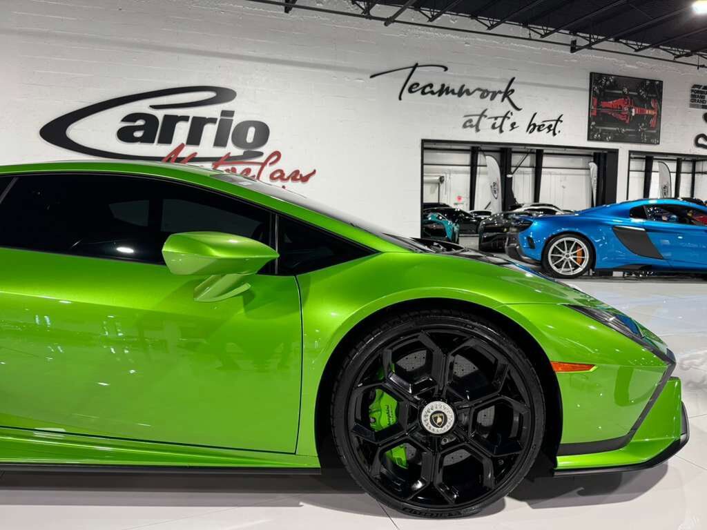 2023 Lamborghini Huracan Tecnica Verde Selvans paint/calipers, Ad Personam interior, centerlock wheels AND MORE!! Fort Lauderdale FL