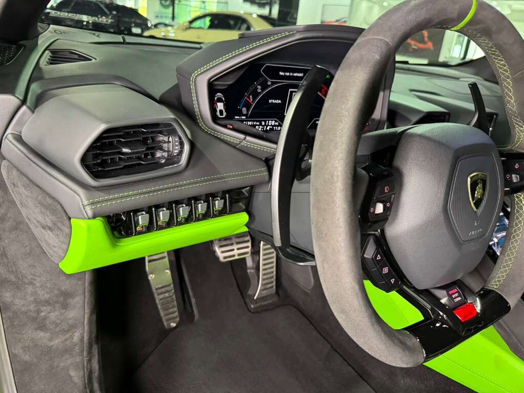 2023 Lamborghini Huracan Tecnica Verde Selvans paint/calipers, Ad Personam interior, centerlock wheels AND MORE!! Fort Lauderdale FL