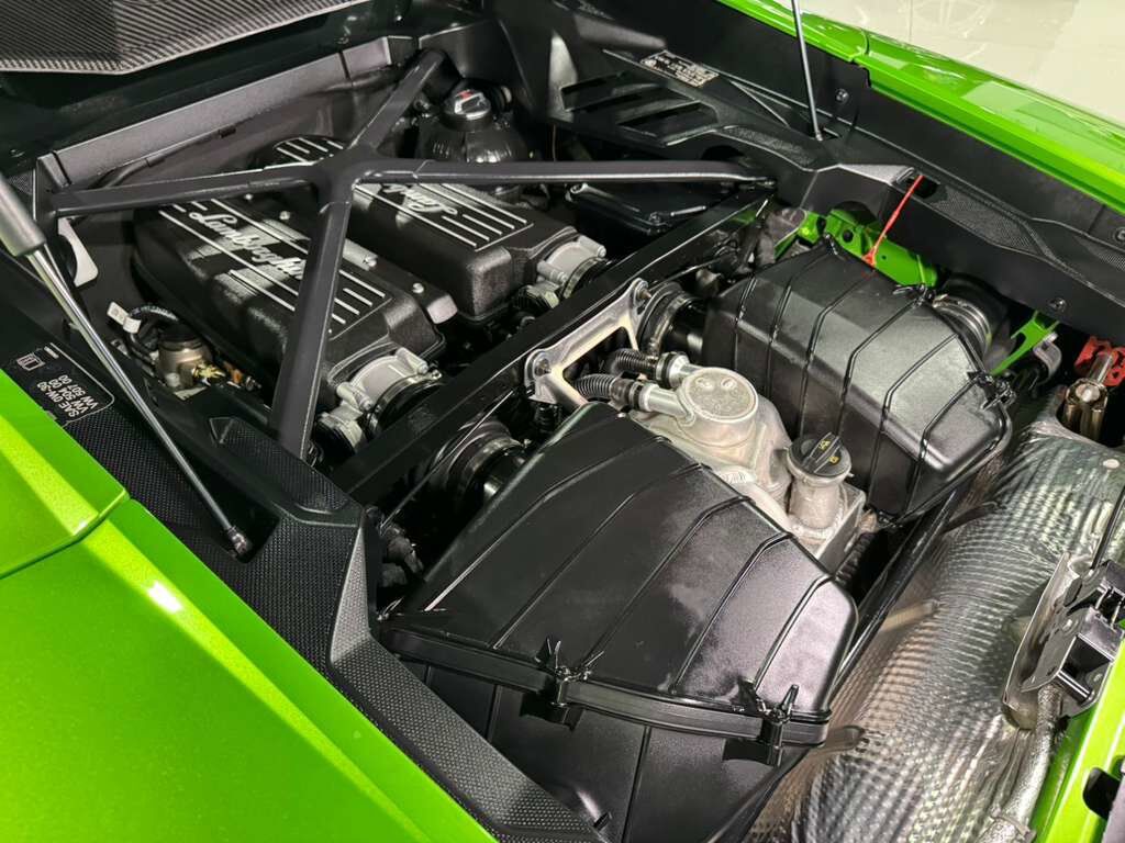 2023 Lamborghini Huracan Tecnica Verde Selvans paint/calipers, Ad Personam interior, centerlock wheels AND MORE!! Fort Lauderdale FL