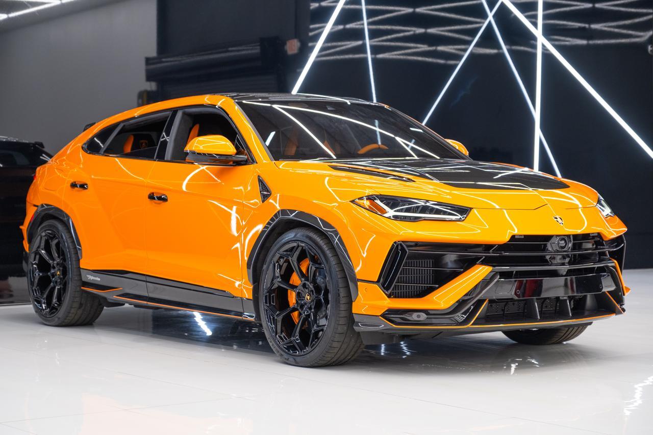 2023 Lamborghini Urus