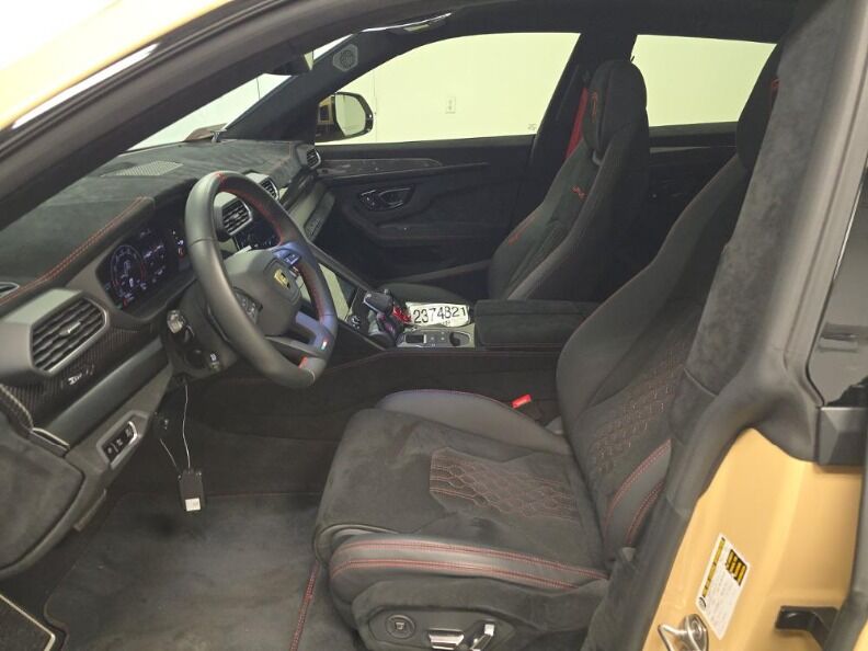 2023 Lamborghini Urus Miami FL