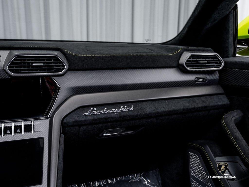 2023 Lamborghini Urus Performante AWD North Miami Beach FL
