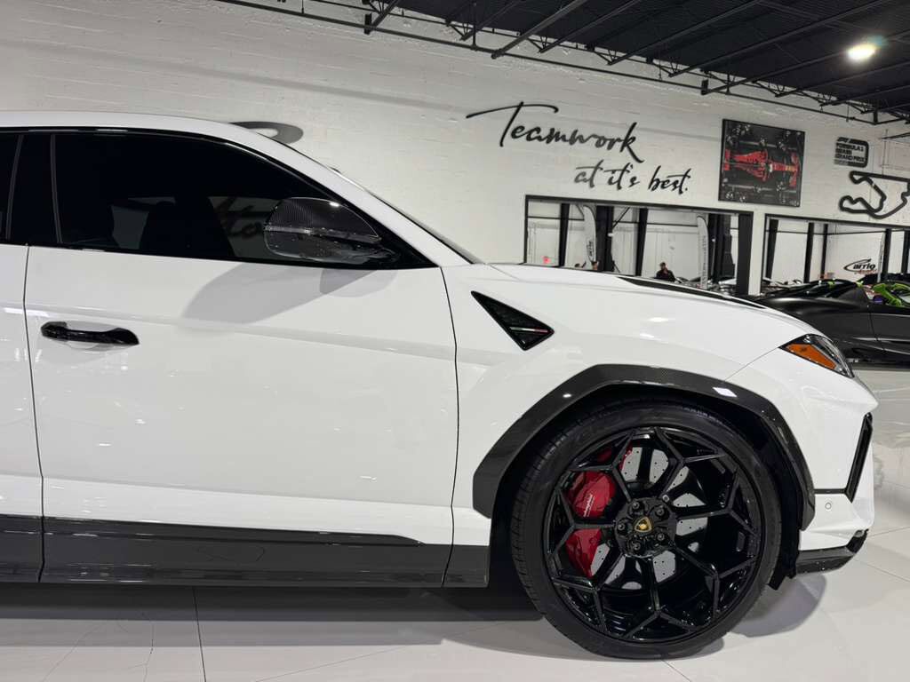 2023 Lamborghini Urus Performante Bianco Monocerus paint, Bang & Olufsen audio, carbon galore & MORE!! Fort Lauderdale FL