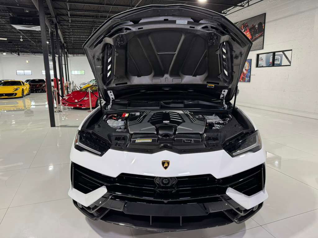 2023 Lamborghini Urus Performante Bianco Monocerus paint, Bang & Olufsen audio, carbon galore & MORE!! Fort Lauderdale FL